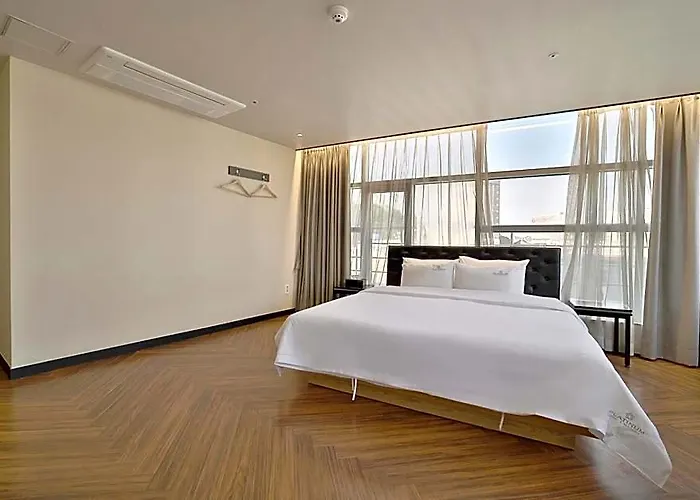 Platinum Nampo Hotel 3*