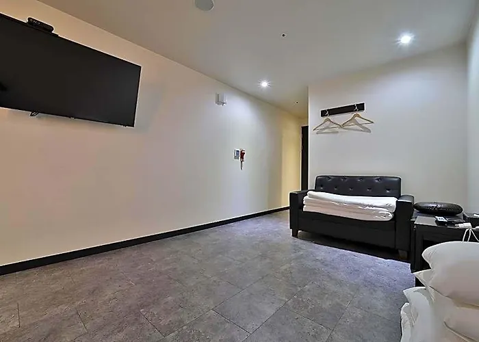 Platinum Nampo Hotel 3*