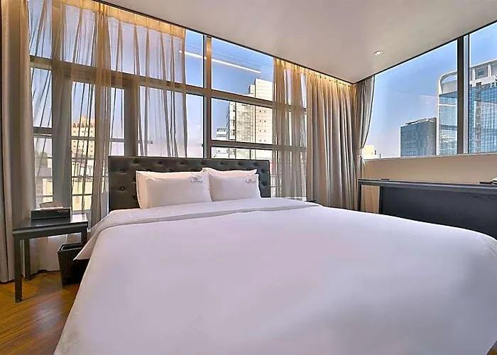 Hotel Platinum Nampo 3*